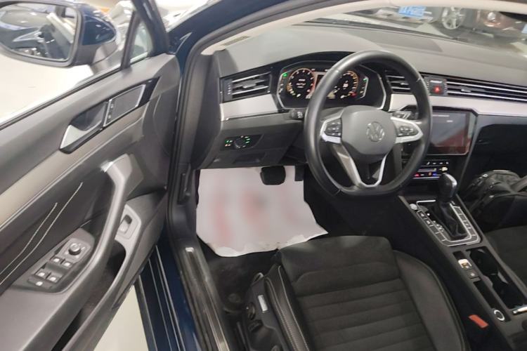 Used Volkswagen Variant 2021 2.0T Comfort Edition Driver Seat