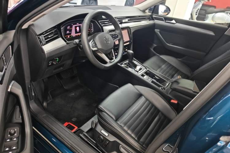 Used Volkswagen Variant 2021 2.0T Comfort Edition Driver Seat