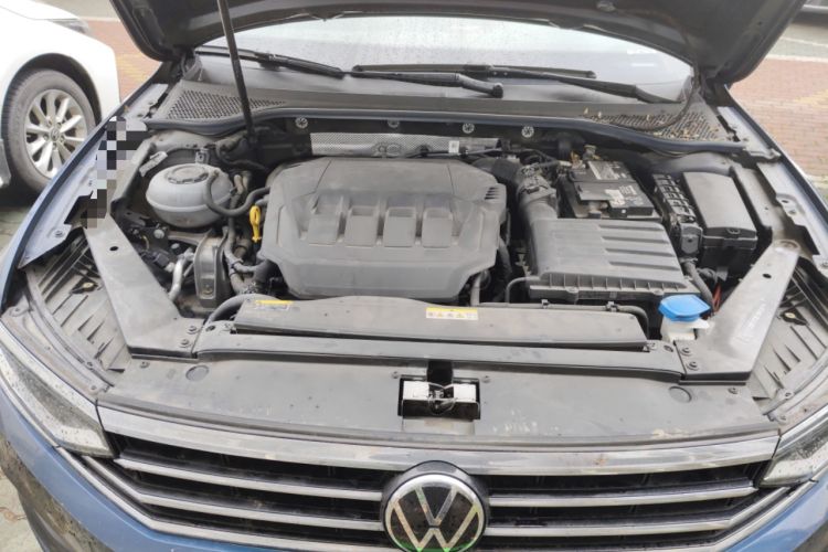 Used Volkswagen Variant 2021 2.0T Comfort Edition Engine Bay