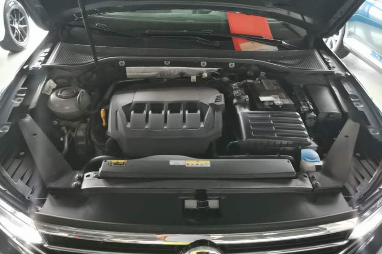 Used Volkswagen Variant 2021 2.0T Comfort Edition Engine Bay