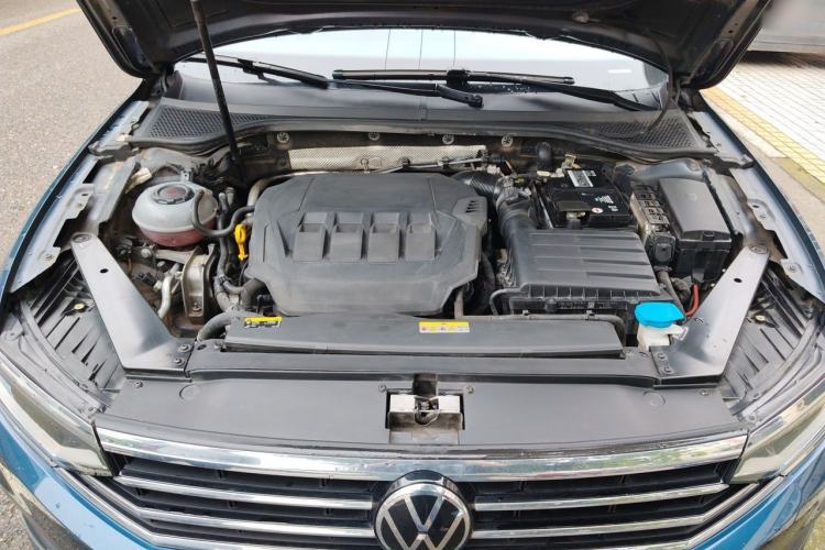 Used Volkswagen Variant 2021 2.0T Comfort Edition Engine Bay