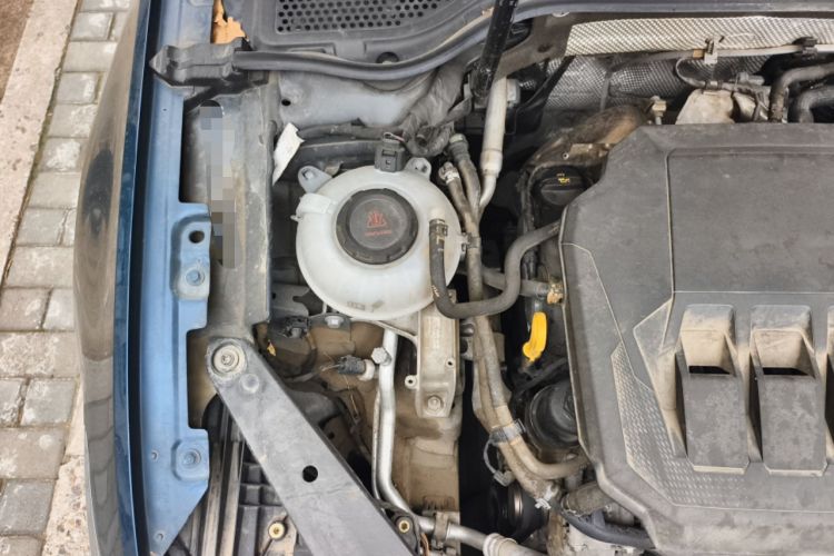 Used Volkswagen Variant 2021 2.0T Comfort Edition Engine Bay Right