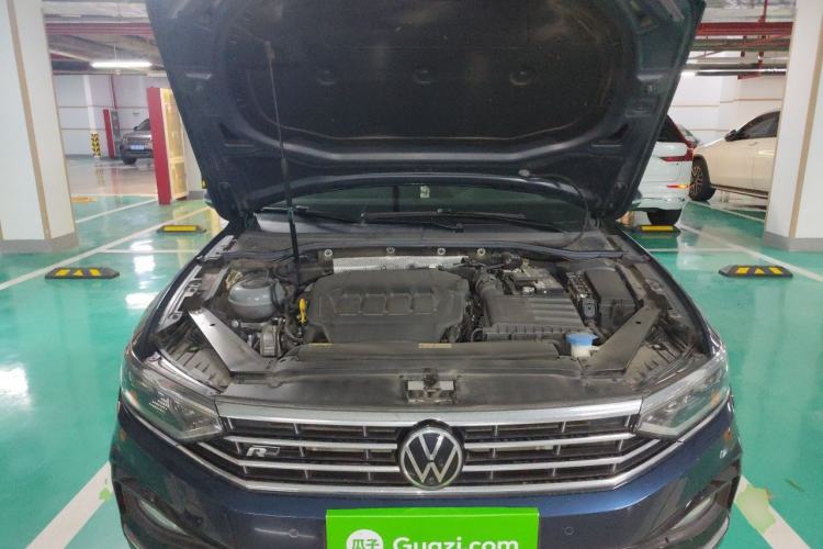Used Volkswagen Variant 2021 2.0T Longitudinal Version Engine Bay