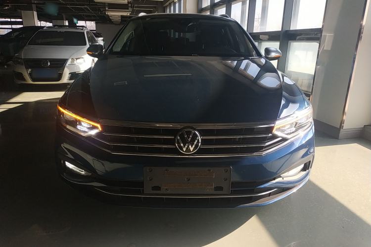 Used Volkswagen Variant 2021 2.0T Comfort Edition Front