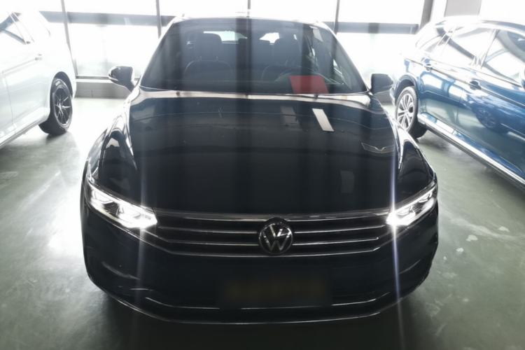 Used Volkswagen Variant 2021 2.0T Comfort Edition Front