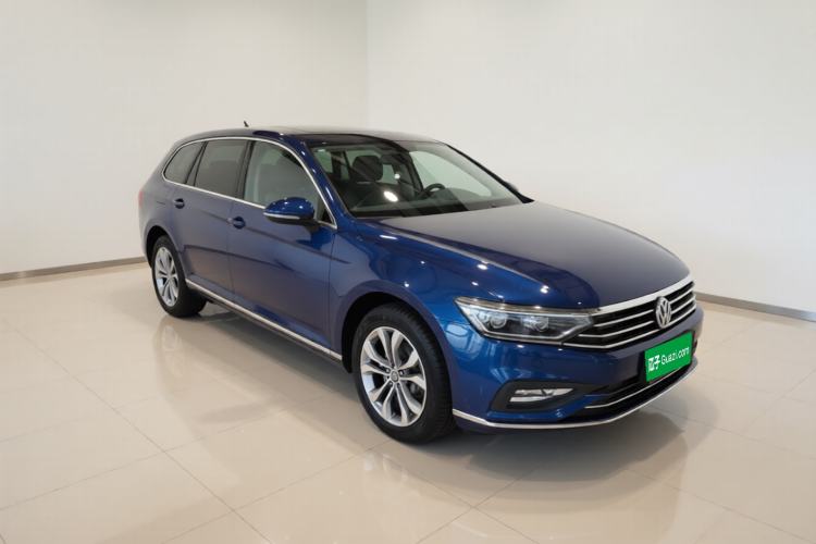 Used Volkswagen Variant 2021 2.0T Comfort Edition Front Right 45 Deg
