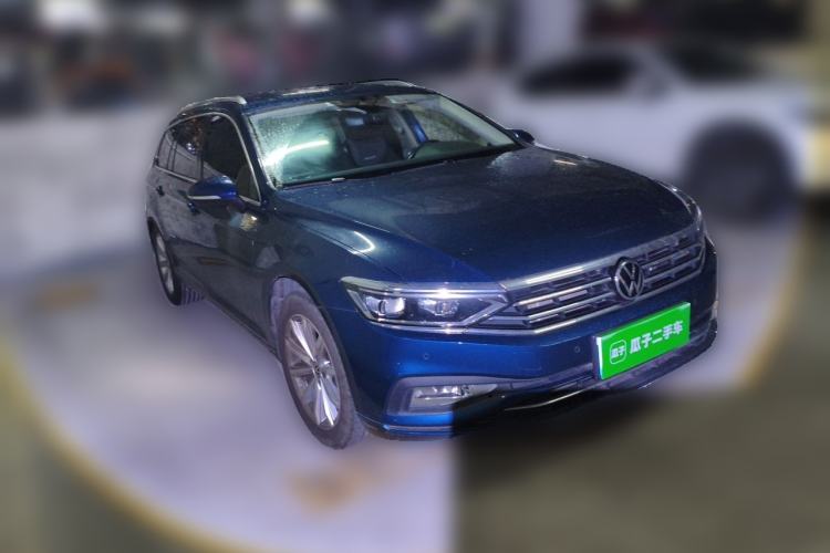 Used Volkswagen Variant 2021 2.0T Comfort Edition Front Right 45 Deg