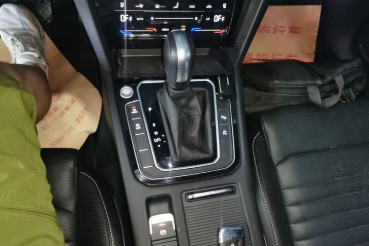 Used Volkswagen Variant 2021 2.0T Longitudinal Version Gear Lever