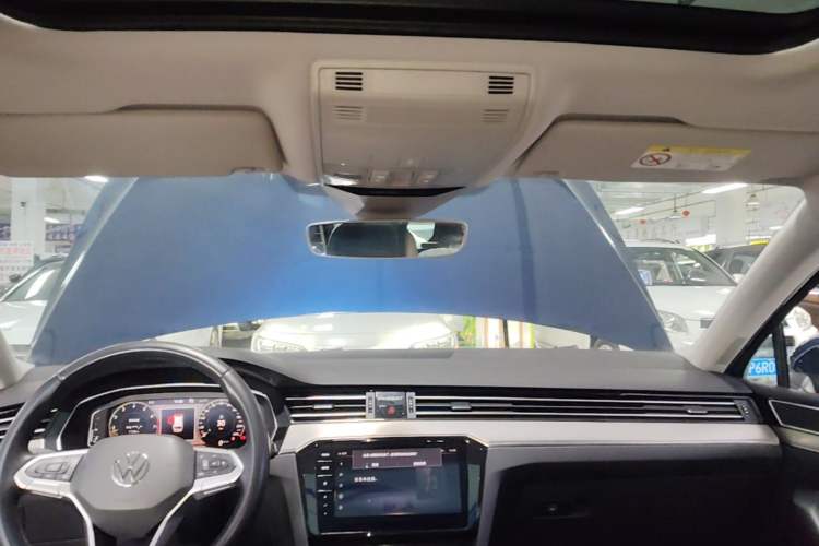 Used Volkswagen Variant 2021 2.0T Comfort Edition Headliner