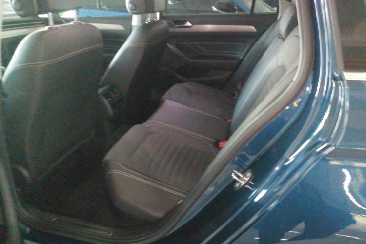Used Volkswagen Variant 2021 2.0T Comfort Edition Interior 1