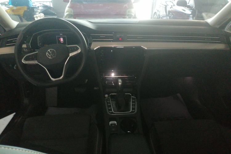 Used Volkswagen Variant 2021 2.0T Comfort Edition Interior 3