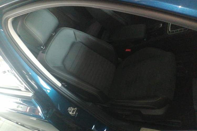 Used Volkswagen Variant 2021 2.0T Comfort Edition Interior 4