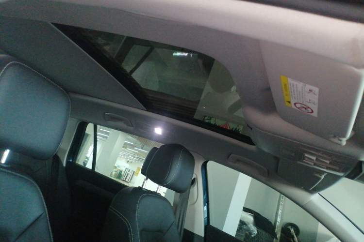 Used Volkswagen Variant 2021 2.0T Comfort Edition Interior 5