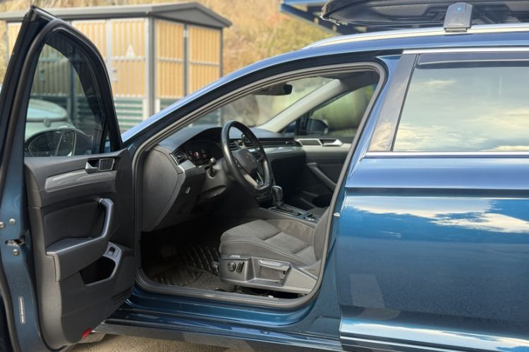 Used Volkswagen Variant 2021 2.0T Comfort Edition Interior 6