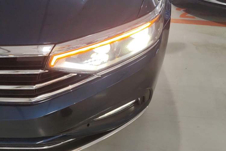 Used Volkswagen Variant 2021 2.0T Comfort Edition Left Front Headlight