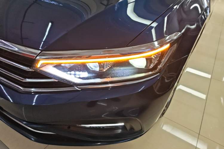 Used Volkswagen Variant 2021 2.0T Comfort Edition Left Front Headlight