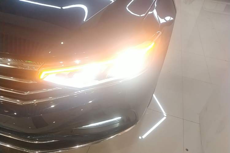 Used Volkswagen Variant 2021 2.0T Comfort Edition Left Front Headlight