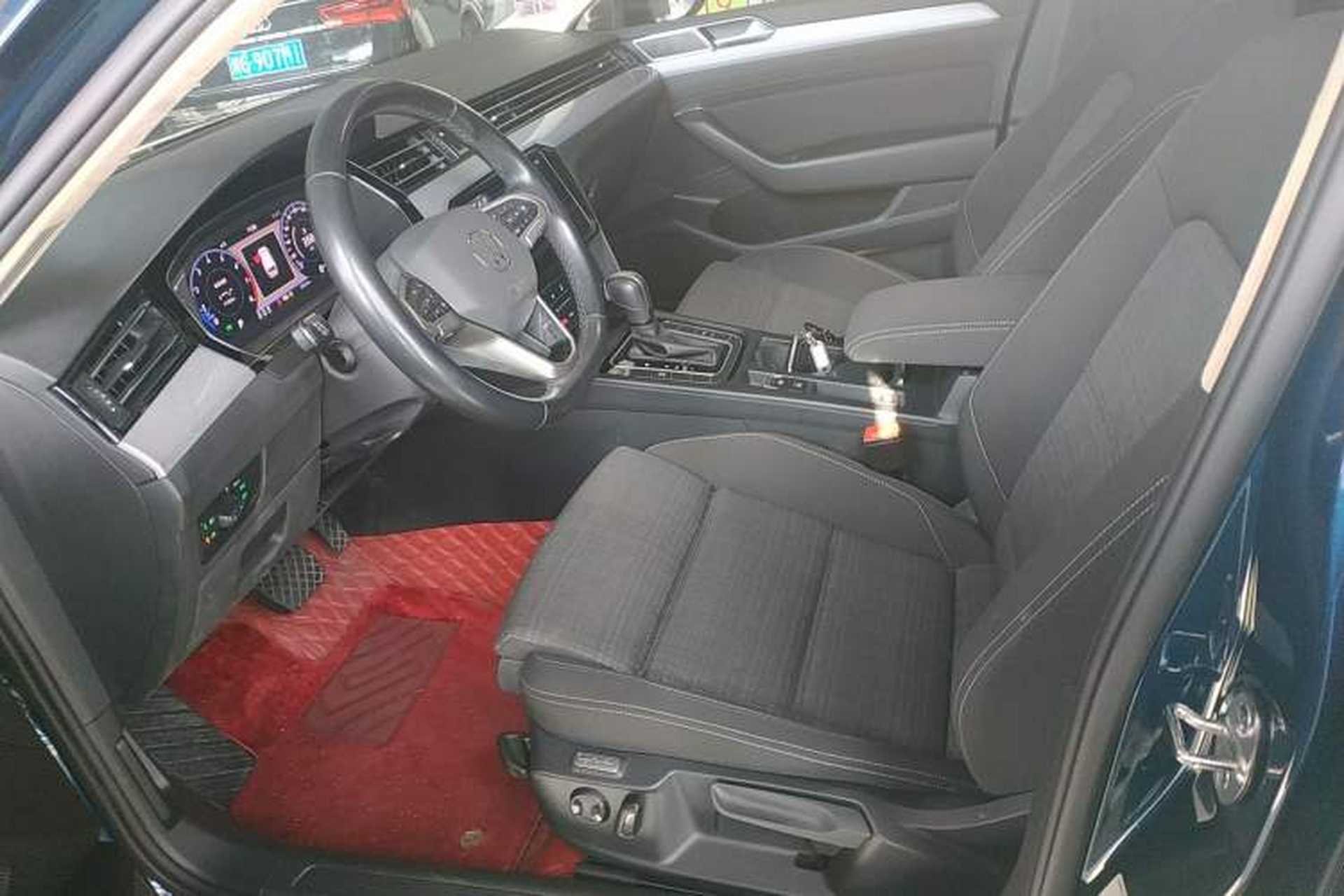 Used Volkswagen Variant 2021 2.0T Comfort Edition Left Front Seat