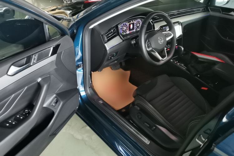 Used Volkswagen Variant 2021 2.0T Comfort Edition Left Front Seat
