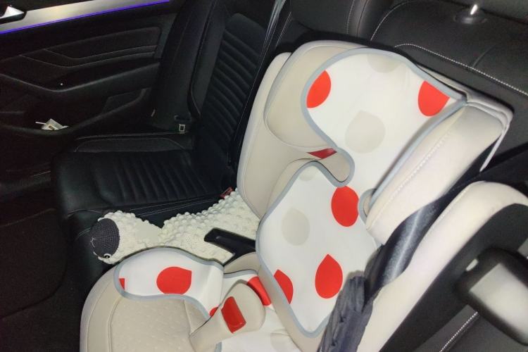 Used Volkswagen Variant 2021 2.0T Longitudinal Version Left Rear Seat