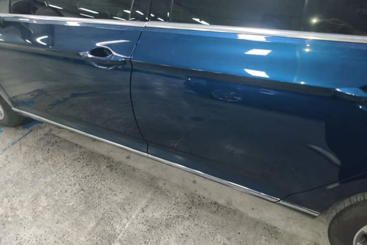 Used Volkswagen Variant 2021 2.0T Comfort Edition Left Side Sill