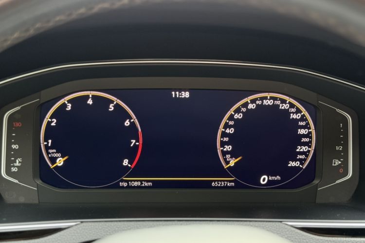 Used Volkswagen Variant 2021 2.0T Comfort Edition Odometer Close Up