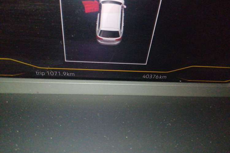 Used Volkswagen Variant 2021 2.0T Comfort Edition Odometer Close Up