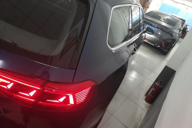 Used Volkswagen Variant 2021 2.0T Comfort Edition Rear Right 45 Deg