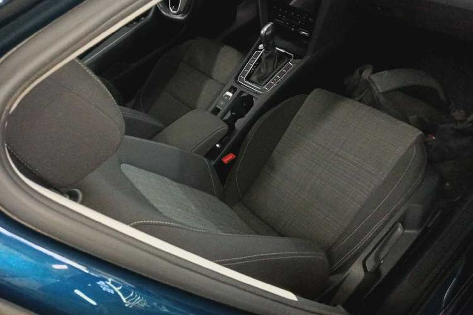 Used Volkswagen Variant 2021 2.0T Comfort Edition Right Front Seat