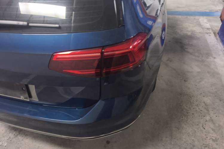 Used Volkswagen Variant 2021 2.0T Comfort Edition Right Rear Taillight