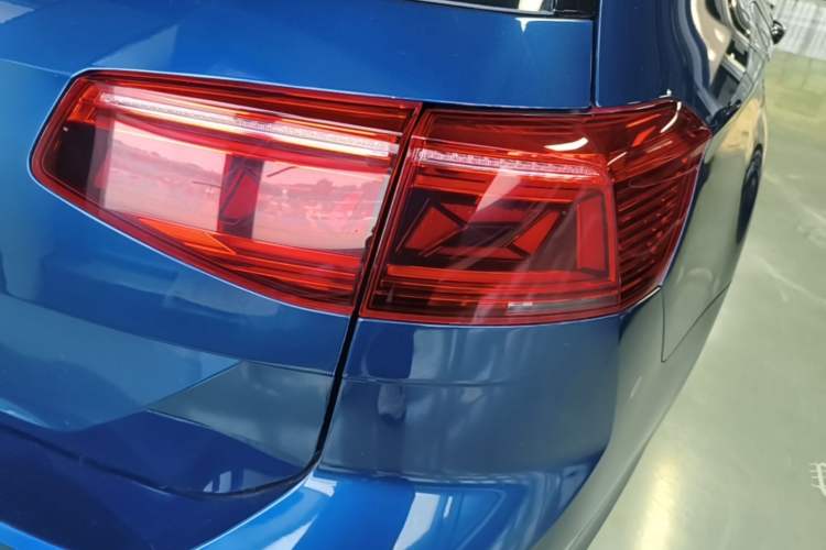 Used Volkswagen Variant 2021 2.0T Comfort Edition Right Rear Taillight