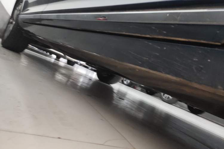 Used Volkswagen Variant 2021 2.0T Comfort Edition Right Side Sill