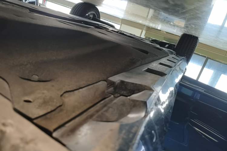 Used Volkswagen Variant 2021 2.0T Comfort Edition Right Side Sill