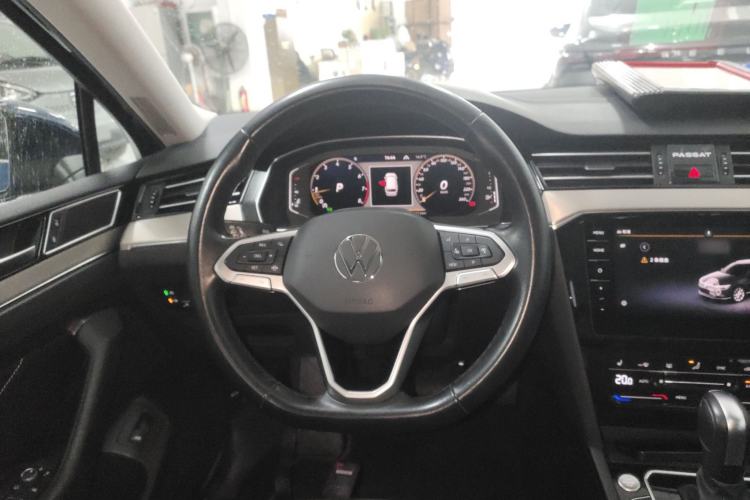 Used Volkswagen Variant 2021 2.0T Comfort Edition Steering Wheel