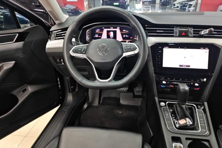 Used Volkswagen Variant 2021 2.0T Comfort Edition Steering Wheel