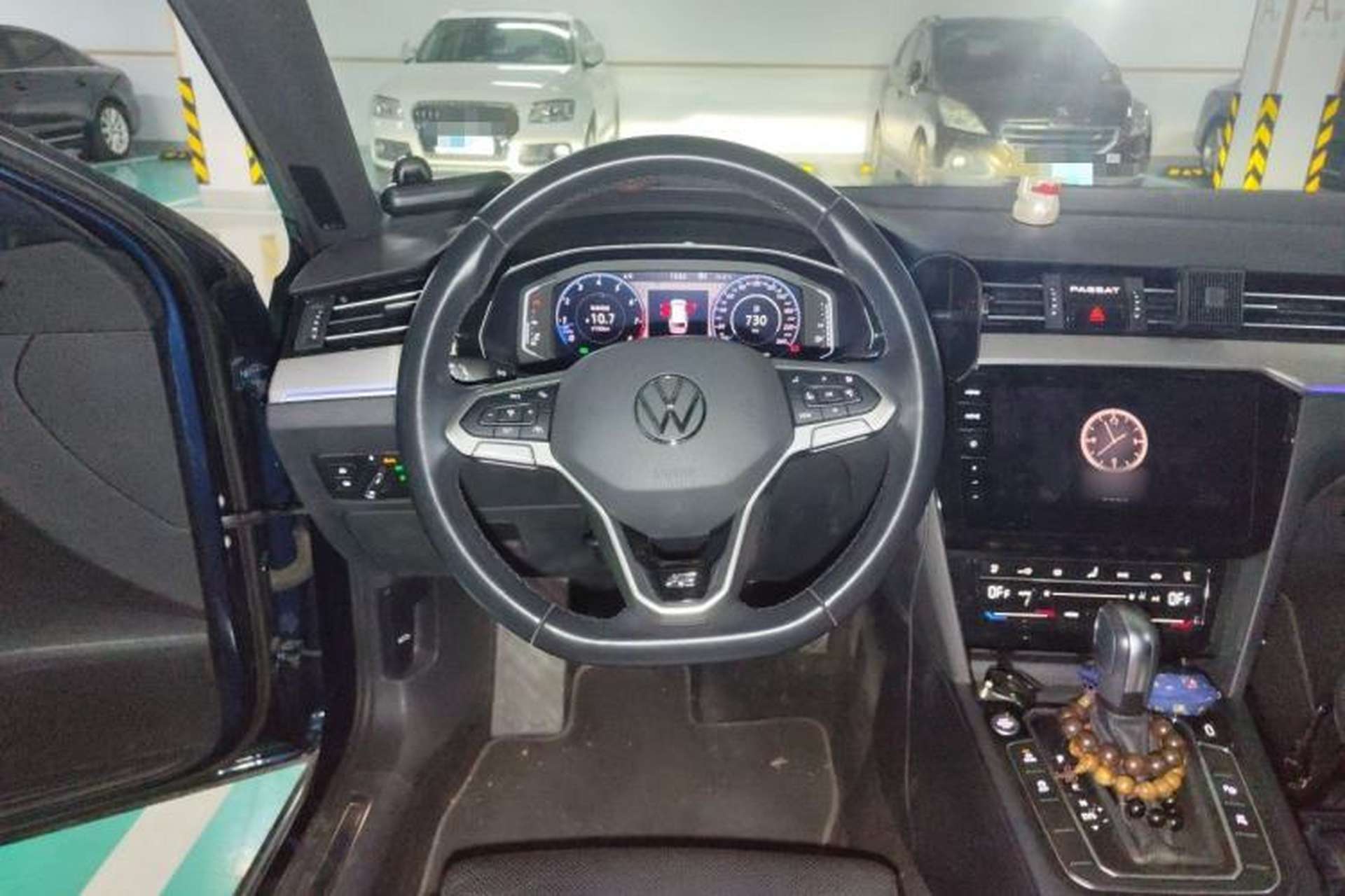 Used Volkswagen Variant 2021 2.0T Longitudinal Version Steering Wheel