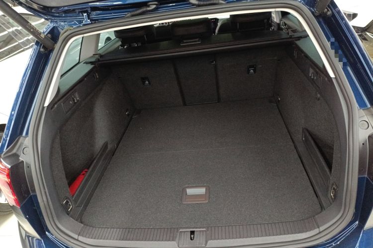 Used Volkswagen Variant 2021 2.0T Comfort Edition Trunk