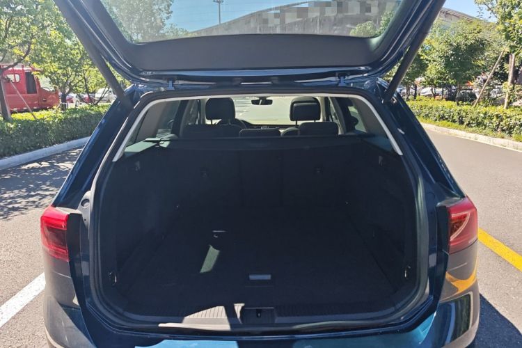 Used Volkswagen Variant 2021 2.0T Comfort Edition Trunk