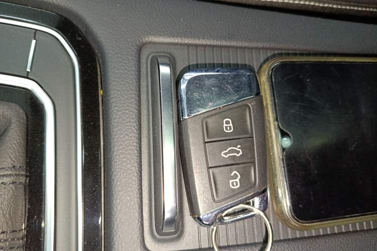 Used Volkswagen Variant 2021 2.0T Comfort Edition Vehicle Key