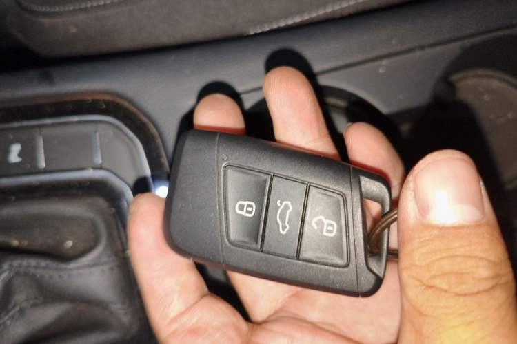 Used Volkswagen Variant 2021 2.0T Comfort Edition Vehicle Key