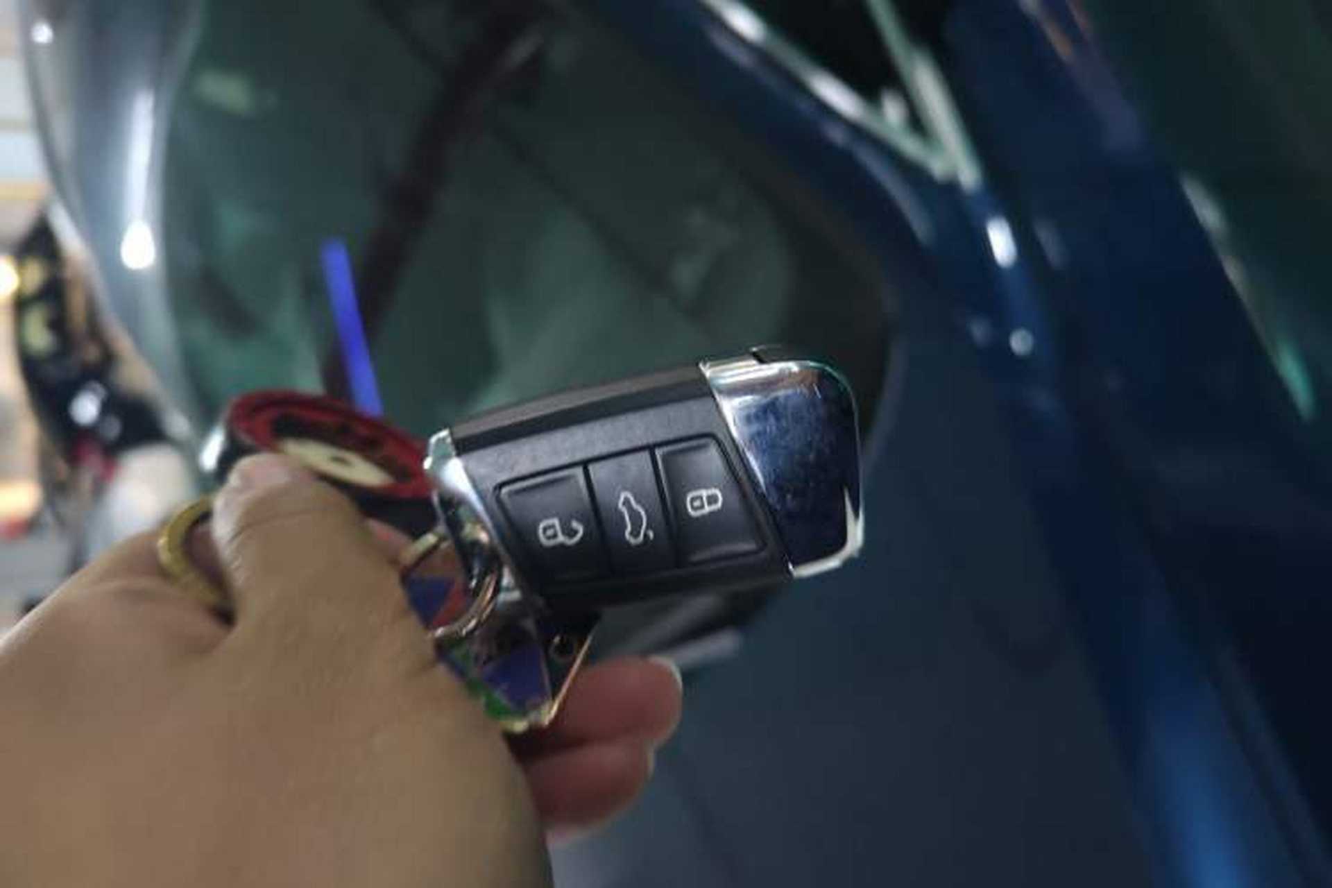 Used Volkswagen Variant 2021 2.0T Longitudinal Version Vehicle Key