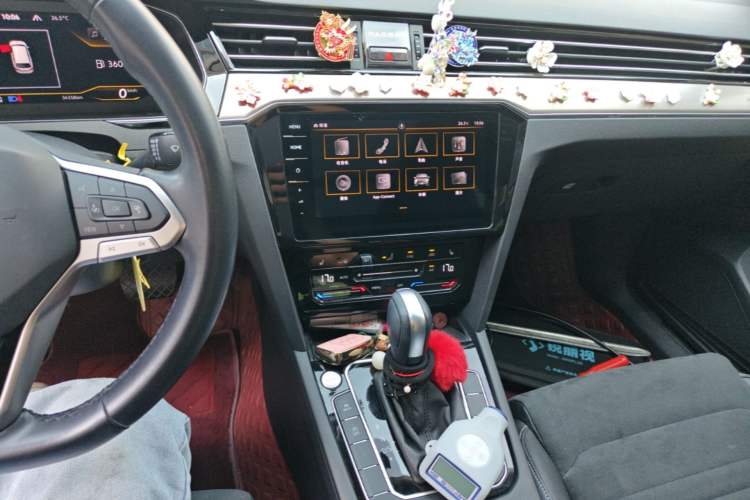 Used Volkswagen Variant 2021 2.0T Comfort Edition Audio And AC Panel