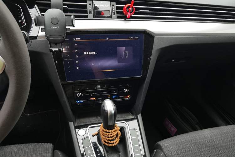 Used Volkswagen Variant 2021 2.0T Comfort Edition Audio And AC Panel