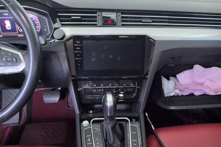 Used Volkswagen Variant 2021 2.0T Comfort Edition Audio And AC Panel