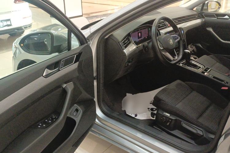 Used Volkswagen Variant 2021 2.0T Comfort Edition Driver Seat