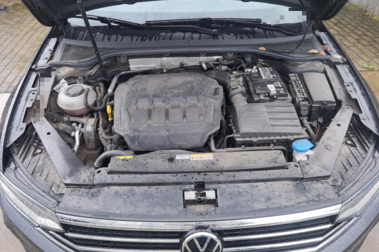 Used Volkswagen Variant 2021 2.0T Comfort Edition Engine Bay