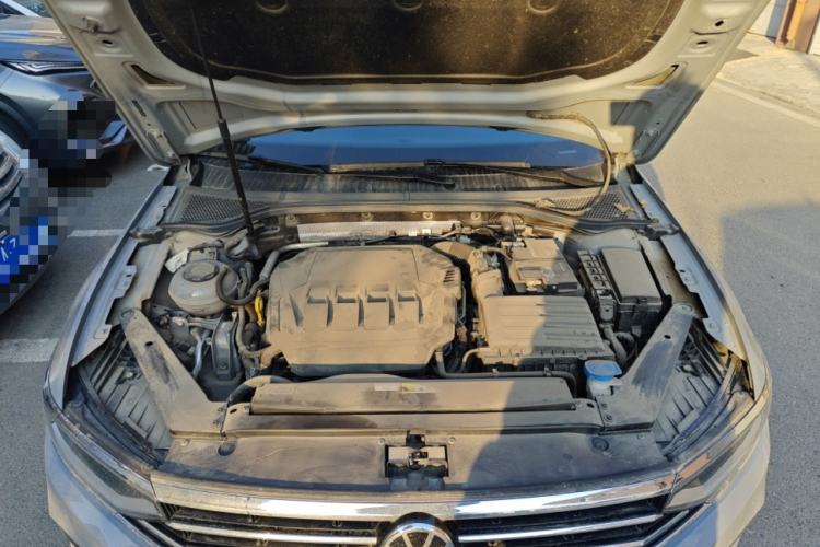 Used Volkswagen Variant 2021 2.0T Comfort Edition Engine Bay
