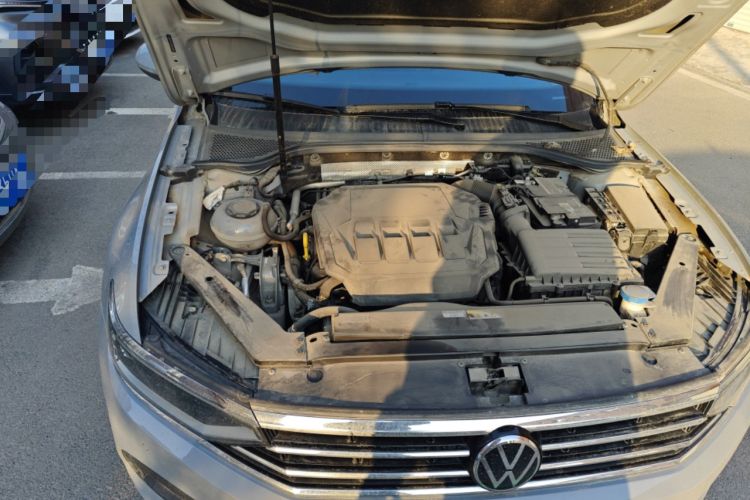 Used Volkswagen Variant 2021 2.0T Comfort Edition Engine Bay Right