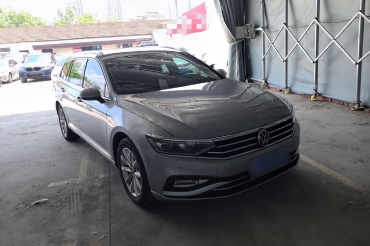 Used Volkswagen Variant 2021 2.0T Comfort Edition Front Right 45 Deg