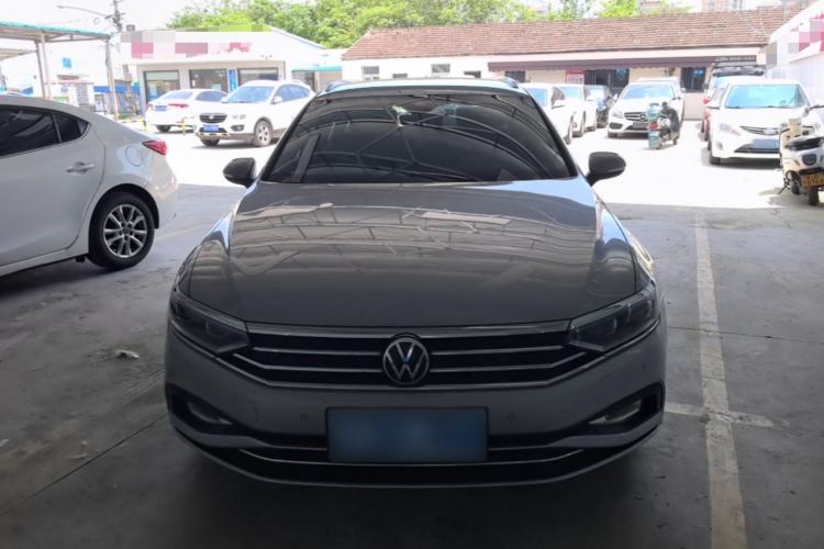 Used Volkswagen Variant 2021 2.0T Comfort Edition Front